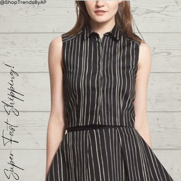 Alice + Olivia Lea Stripe Crop Top - Picture 1 of 9